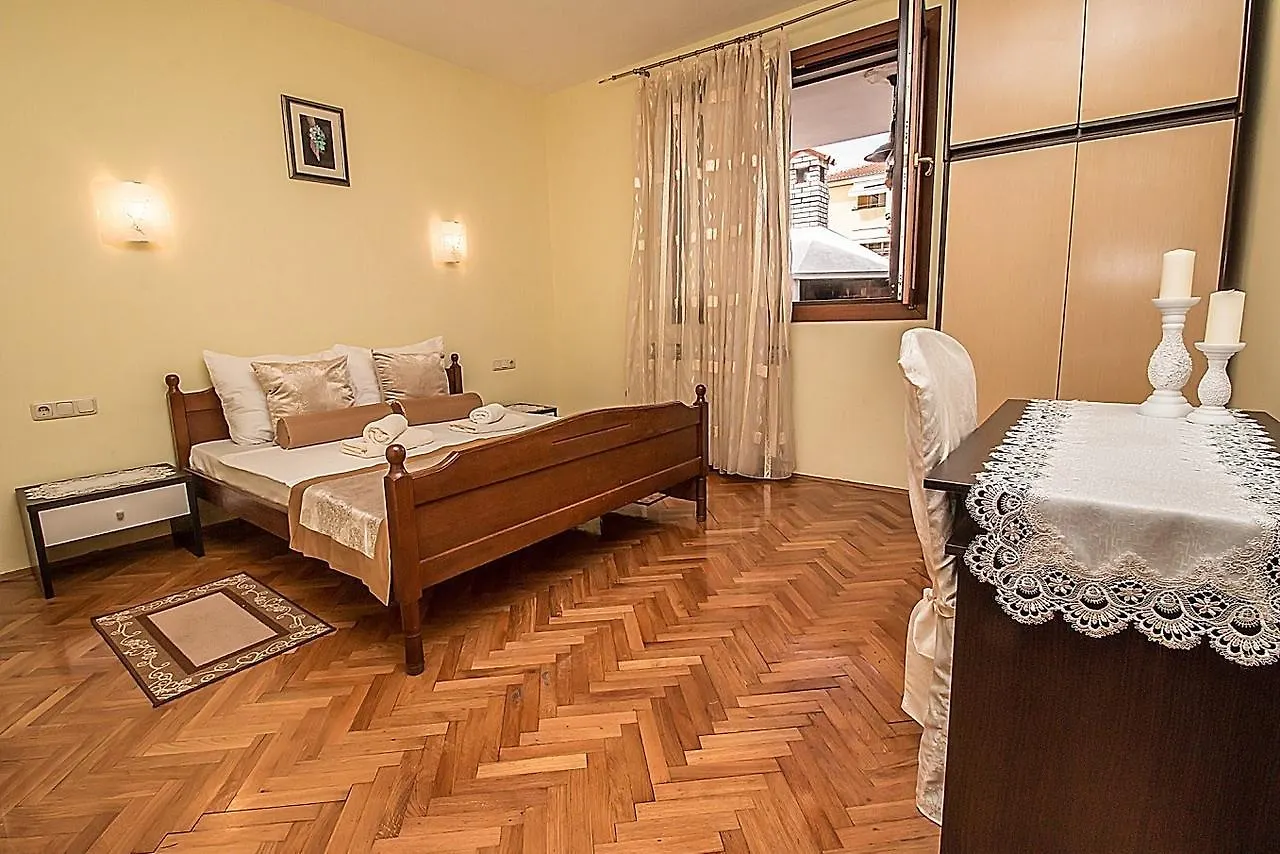 Villa Rose Rovigno Croazia