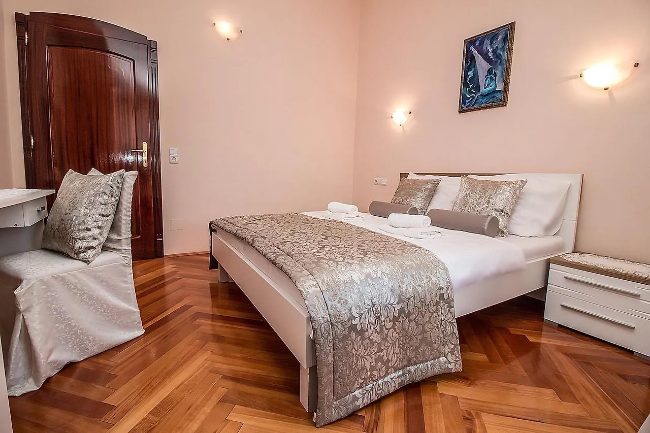 Villa Rose Rovigno Appartamento